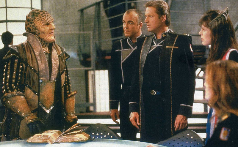 Illustration for article titled Who is/was the best sci-fi general/tactician?